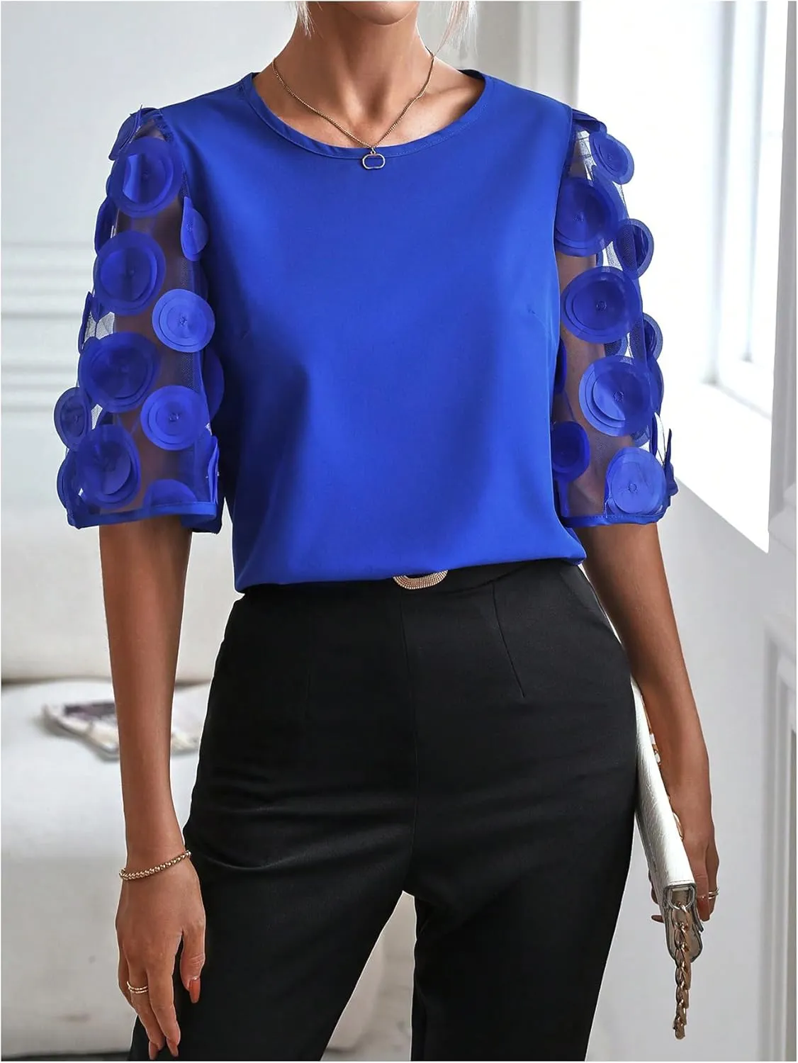 Floerns Women's Round Neck Half Sleeve Contrast Mesh Appliques Puff Sleeve Blouse Top